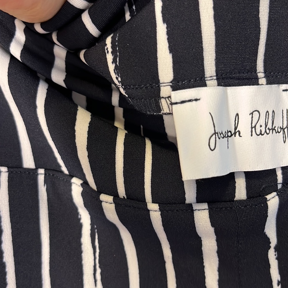 Joseph Ribkoff pants size XL - Picture 3 of 3